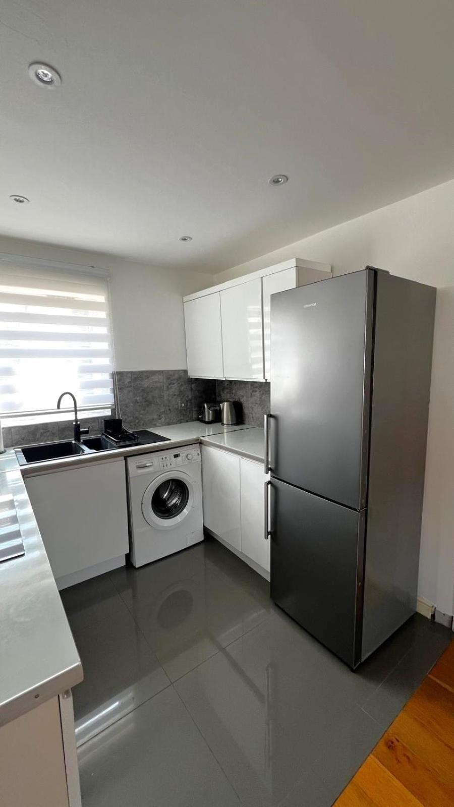 2-Bedroom Flat Walking Distance To Excel London - Perfect Location! Экстерьер фото