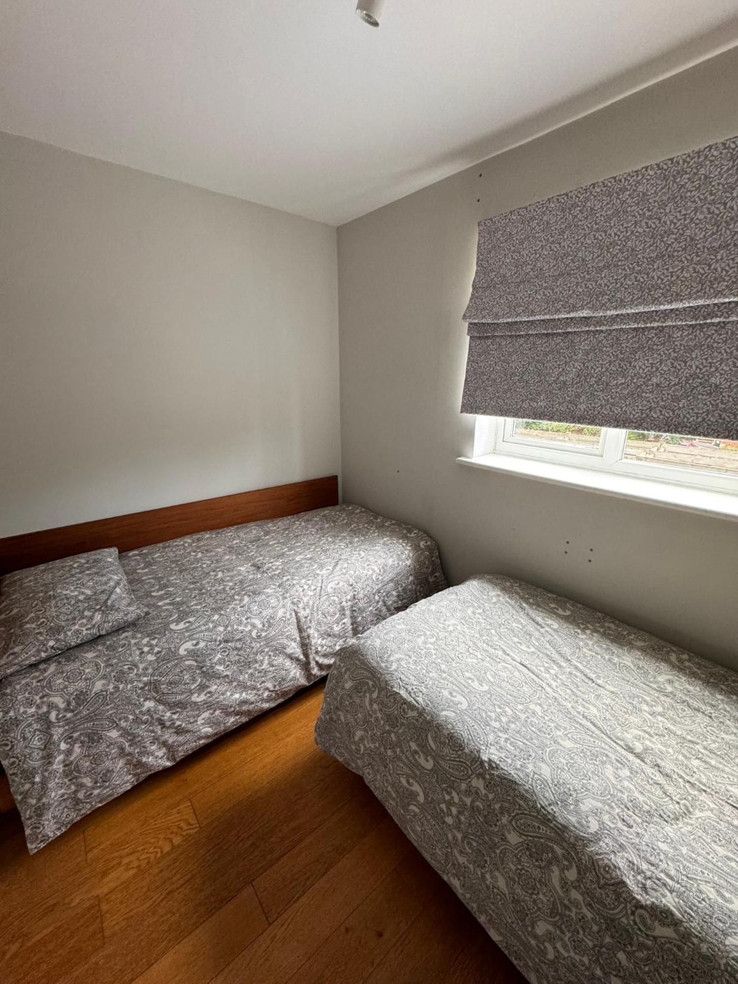 2-Bedroom Flat Walking Distance To Excel London - Perfect Location! Экстерьер фото